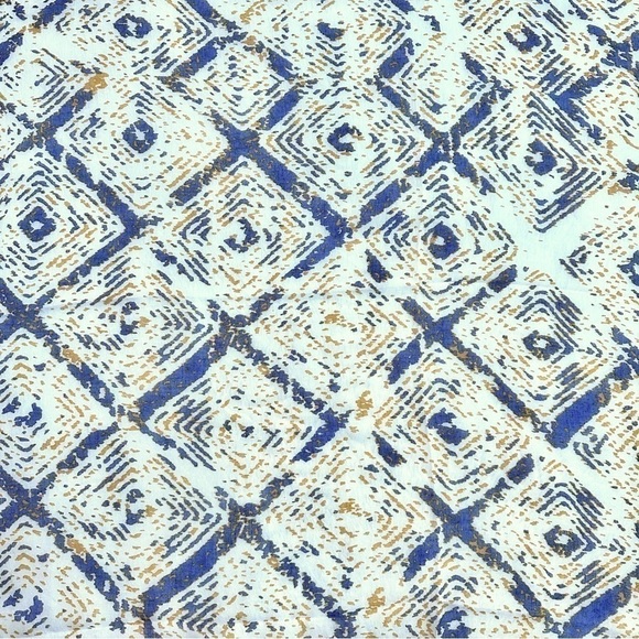 Luxury Tassel Abstract Print Scarf Shawl - Picture 5 of 6